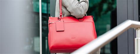 Leather bag smells of chemicals: 6 tips to combat the .